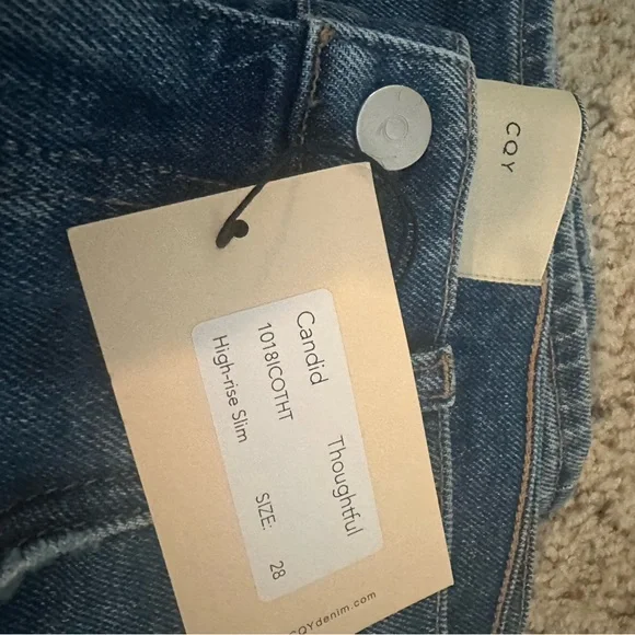 CQY Classic Blue Women's Jeans - Picture 4 of 4